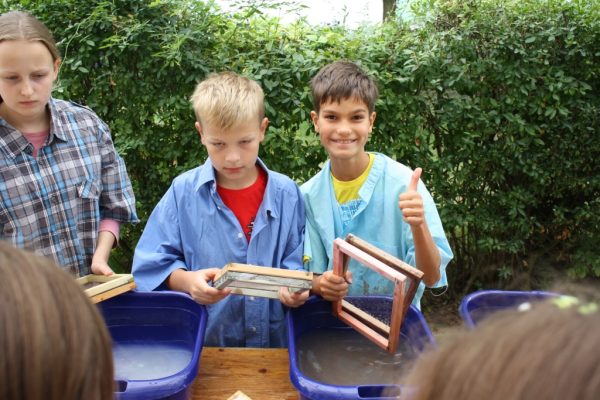 2019-08-15 Papier schöpfen (7)