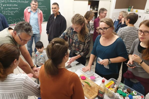 2019-11-04 Um die Welt kochen und Musik (14)