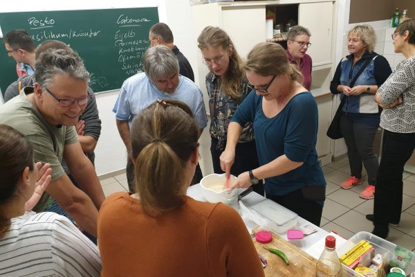 2019-11-04 Um die Welt kochen und Musik (25)