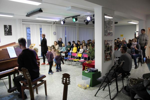 2022-12-10 Advent Villa Musenkuss 32