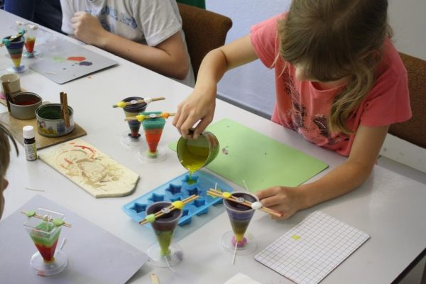 2020-07-21 Ferienpass Kerzengießen (6)