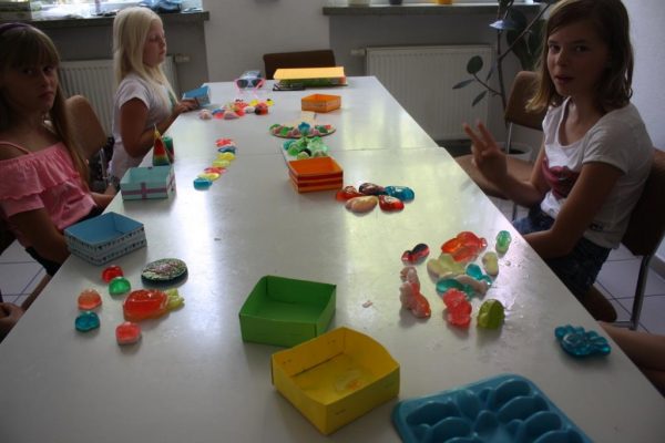 2020-08-17 Ferienpass Seifengießen (17)