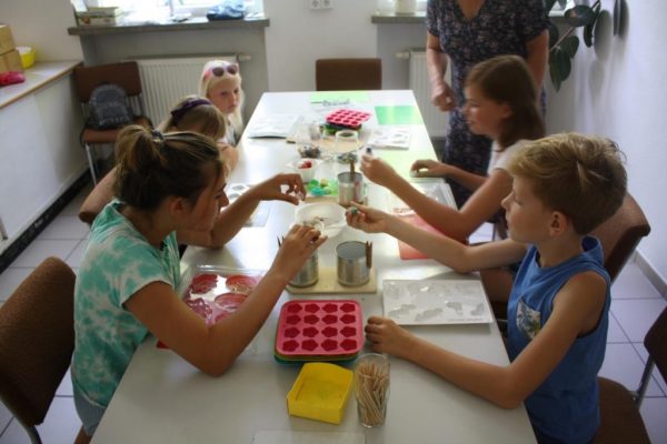 2020-08-17 Ferienpass Seifengießen (3)