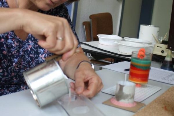 2020-08-18 Ferienpass Kerzengießen (4)