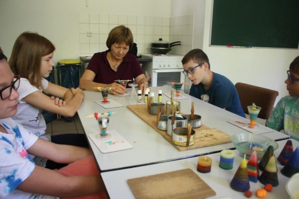 2020-08-25 Ferienpass Kerzengießen (4)