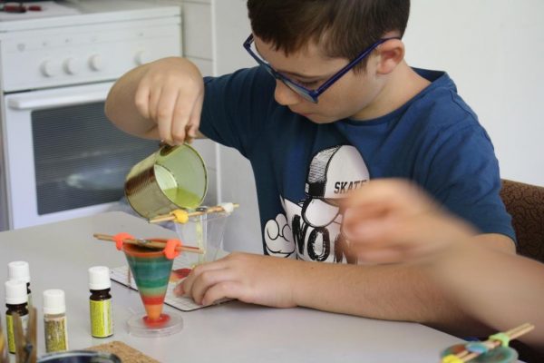 2020-08-25 Ferienpass Kerzengießen (6)