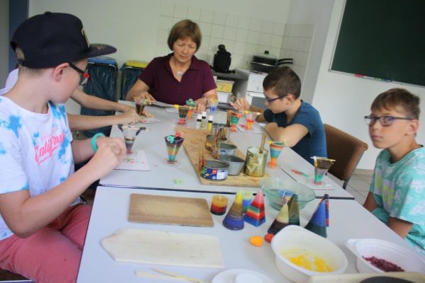 2020-08-25 Ferienpass Kerzengießen (8)