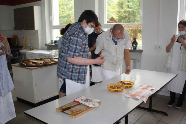 2020-09-25 Vom Korn zum Brot Lindenwerkstatt (25)
