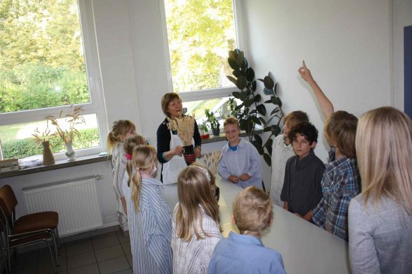 2020-10-01 Vom Korn zum Brot Leibniz-GS 3c (12)