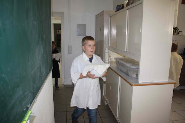 2020-10-08 Vom Korn zum Brot GS Wehlitz 3c (23)