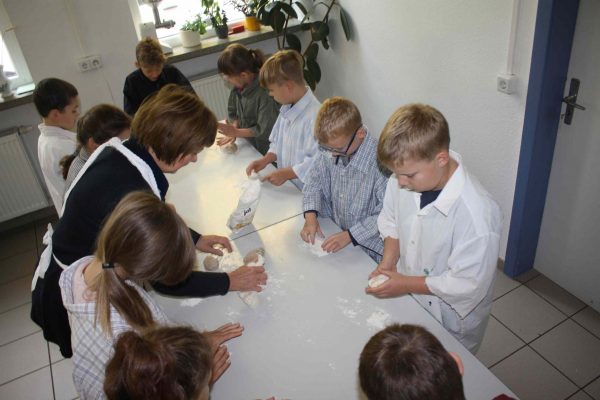 2020-10-08 Vom Korn zum Brot GS Wehlitz 3c (28)