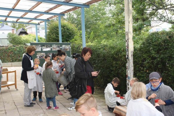 2020-10-08 Vom Korn zum Brot GS Wehlitz 3c (33)