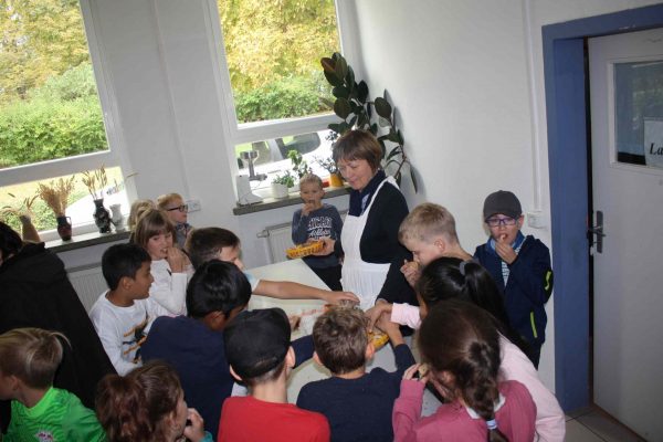 2020-10-08 Vom Korn zum Brot GS Wehlitz 3c (47)