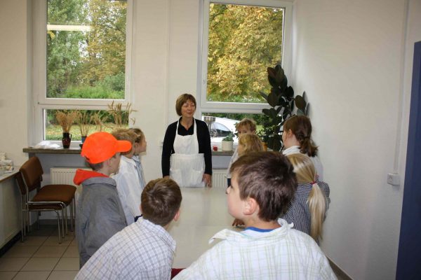 2020-10-12 Vom Korn zum Brot GS Wehlitz 3a (1)