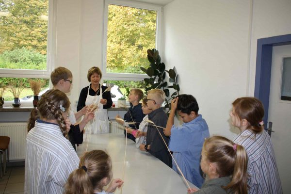 2020-10-12 Vom Korn zum Brot GS Wehlitz 3a (6)