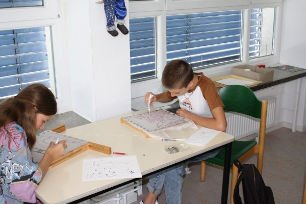 2021-07-27 Ferienpass Bilder auf Seide (5)-1