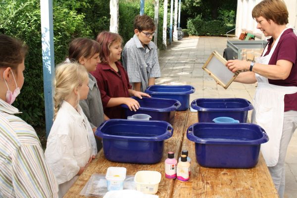 2021-07-29 Ferienpass Papier schöpfen (5) - Kopie-1