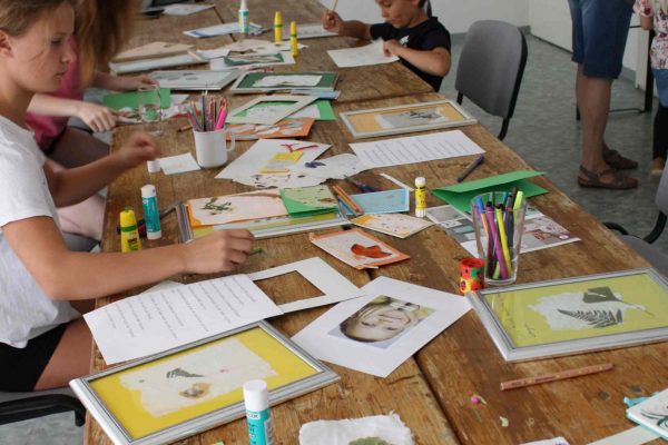 2022-07-20 Ferienpass Papier schöpfen 22