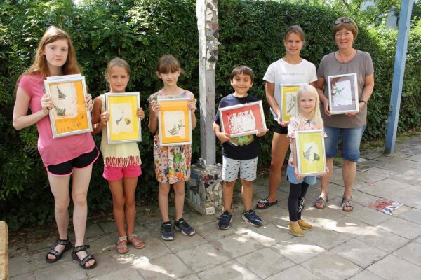 2022-07-20 Ferienpass Papier schöpfen 24