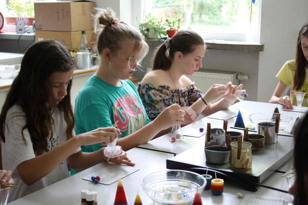 2022-07-21 Ferienpass Kerzen 05