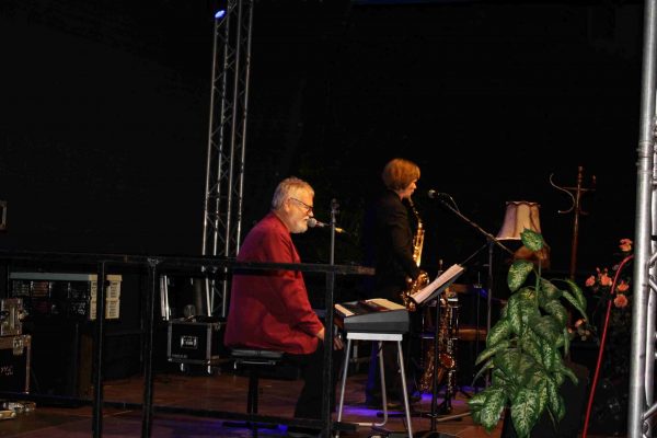 2021-09-18 Gartenkonzert DUO b (5)