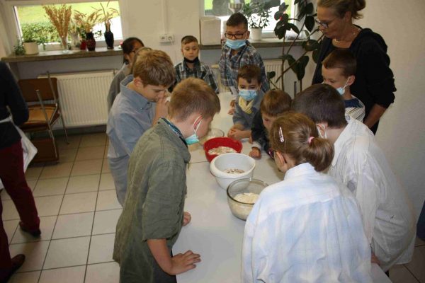 2021-09-27 Vom Korn zum Brot SHS 3b (9)