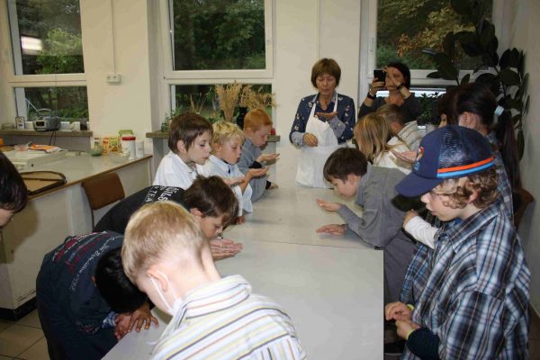 2021-09-29 Vom Korn zum Brot SHS 3a (3)