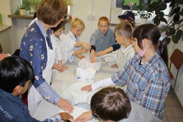 2021-09-29 Vom Korn zum Brot SHS 3a (5)