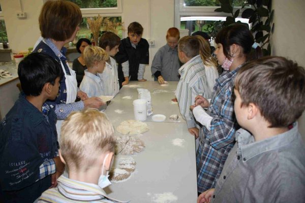 2021-09-29 Vom Korn zum Brot SHS 3a (6)